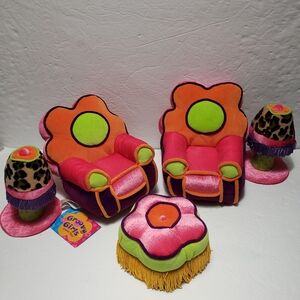 Vtg. 2000 Set Of 5  GROOVY GIRLS  By MANHATTAN TOY Stuffed Dollhouse Furniture